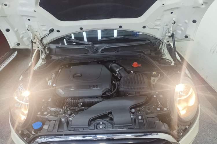 Used MINI 2019 1.5T ONE PLUS Engine Bay