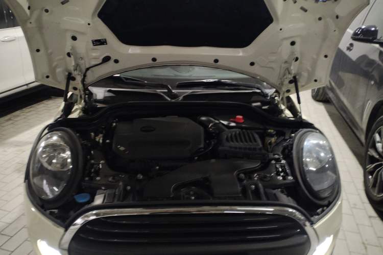 Used MINI 2019 1.5T ONE PLUS Engine Bay