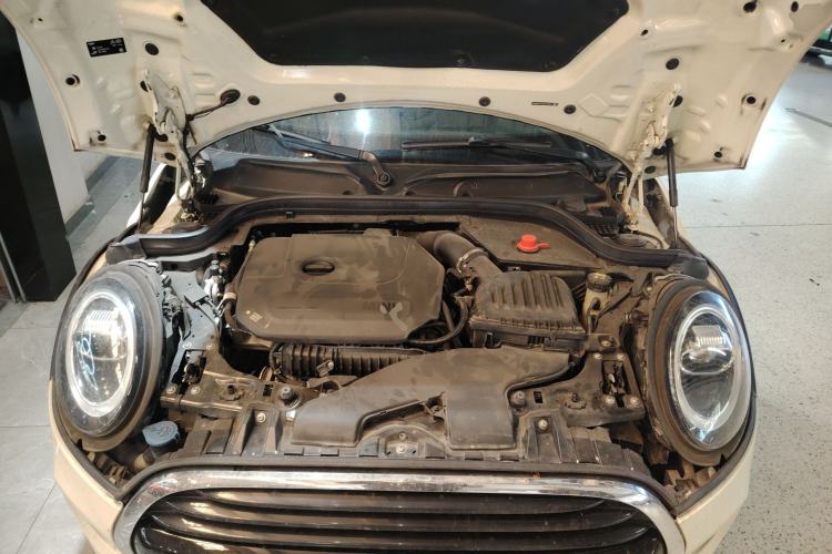 Used MINI 2019 1.5T COOPER Classic Edition Five-Door Version Engine Bay