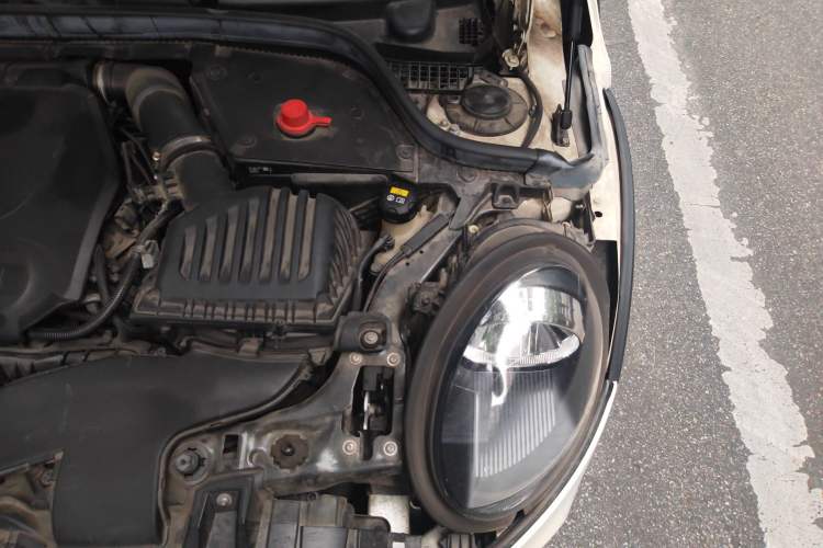 Used MINI 2019 1.5T ONE Five-Door Edition Engine Bay Left