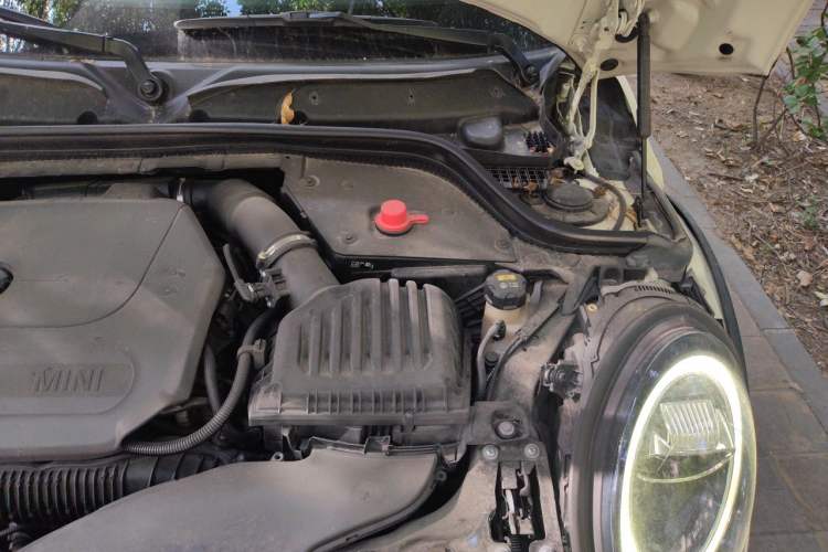 Used MINI 2019 2.0T COOPER S Classic Edition Engine Bay Left