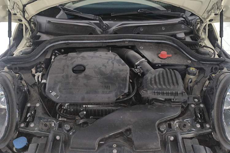 Used MINI 2019 1.5T ONE PLUS Five-Door Edition Engine Bay