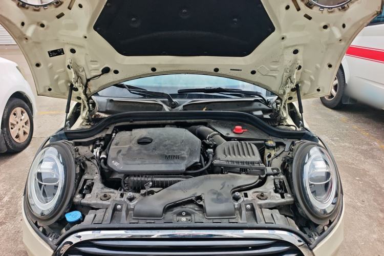 Used MINI 2019 1.5T COOPER Classic Edition Five-Door Version Engine Bay