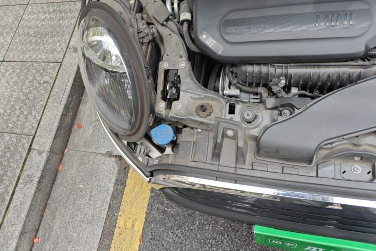 Used MINI 2019 1.5T ONE PLUS Five-Door Edition Engine Bay Right