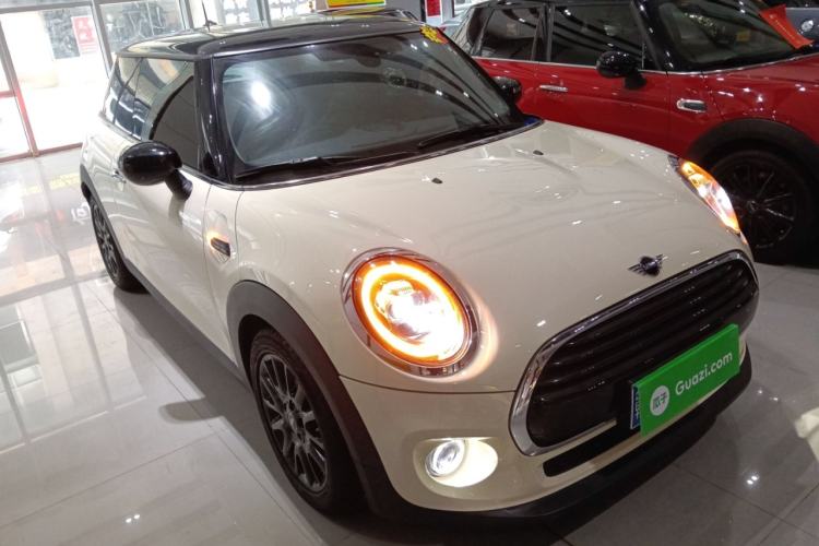 Used MINI 2019 1.5T COOPER Classic Edition Exterior 1