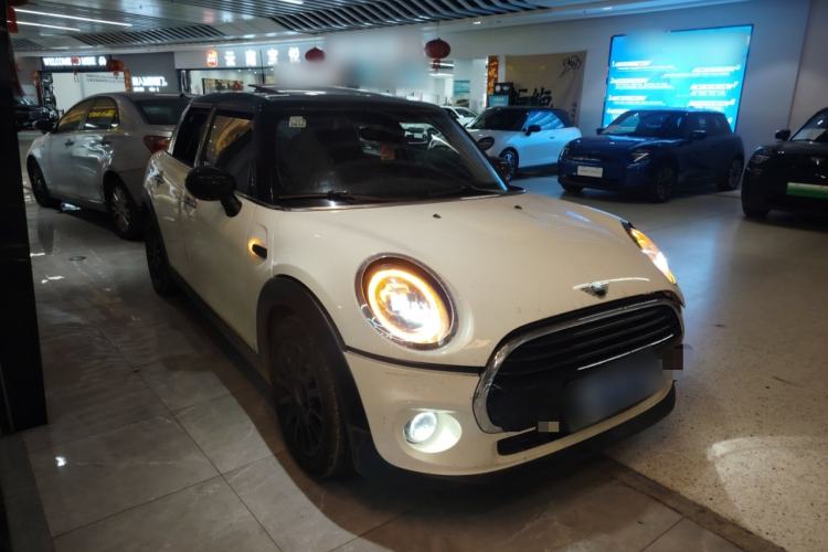 Used MINI 2019 1.5T COOPER Classic Edition Five-Door Version Exterior 1