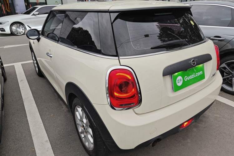 Used MINI 2019 1.5T ONE Exterior 2