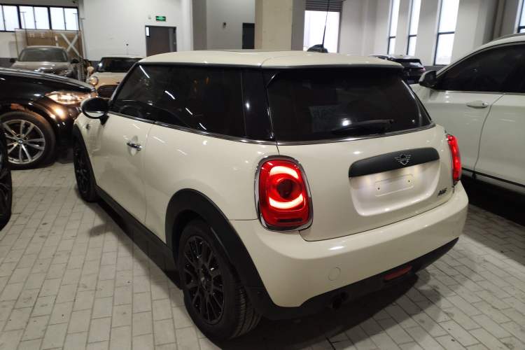 Used MINI 2019 1.5T ONE PLUS Exterior 2