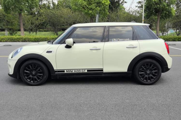Used MINI 2019 1.5T ONE PLUS Five-Door Edition Exterior 2