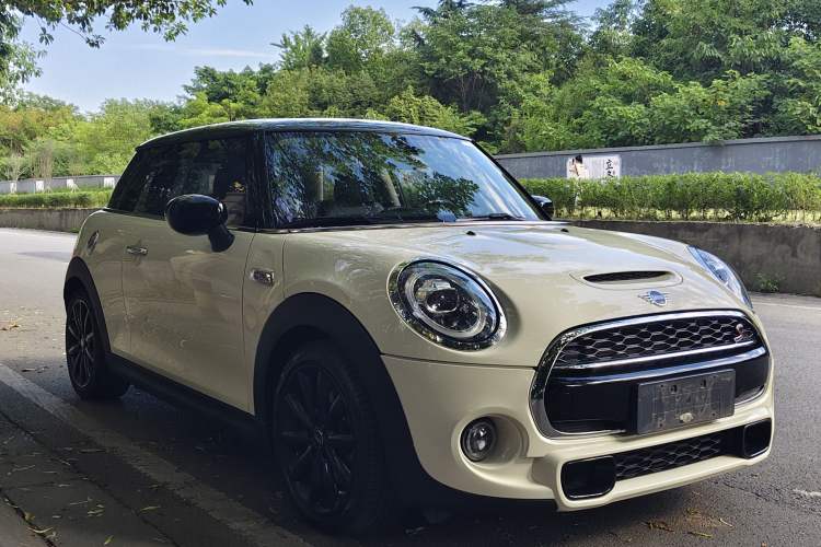 Used MINI 2019 2.0T COOPER S Classic Edition Exterior 2