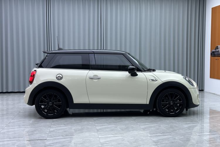 Used MINI 2019 2.0T COOPER S Classic Edition Exterior 3