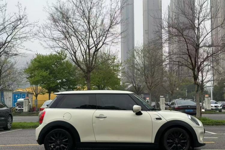 Used MINI 2019 1.5T ONE PLUS Exterior 3