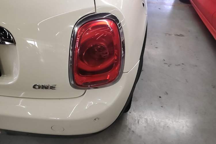 Used MINI 2019 1.5T ONE PLUS Five-Door Edition Exterior 3