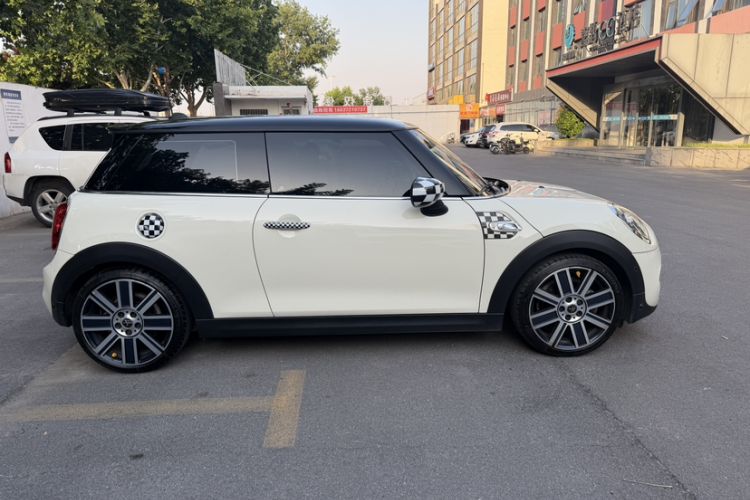 Used MINI 2019 2.0T COOPER S Artist Exterior 3