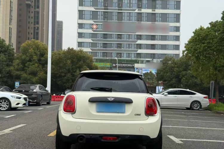 Used MINI 2019 1.5T ONE PLUS Exterior 4