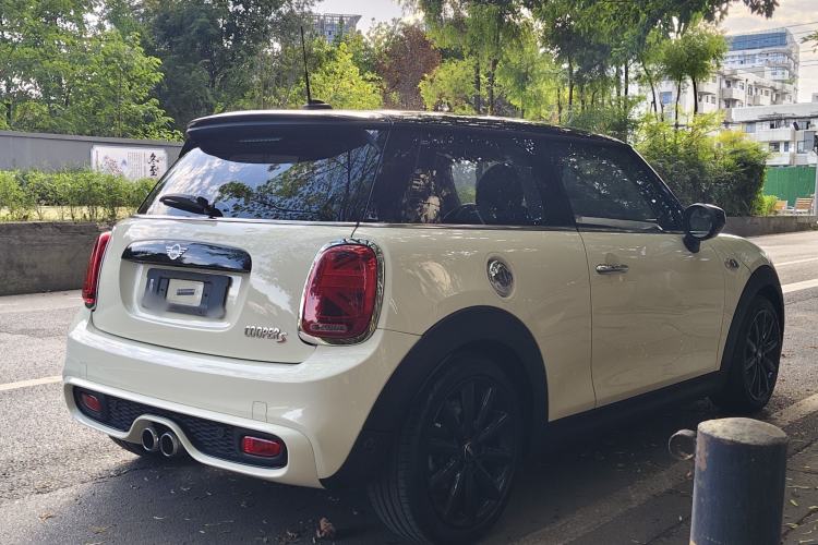 Used MINI 2019 2.0T COOPER S Classic Edition Exterior 4