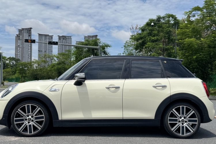 Used MINI 2019 2.0T COOPER S Artist Five-Door Edition Exterior 5