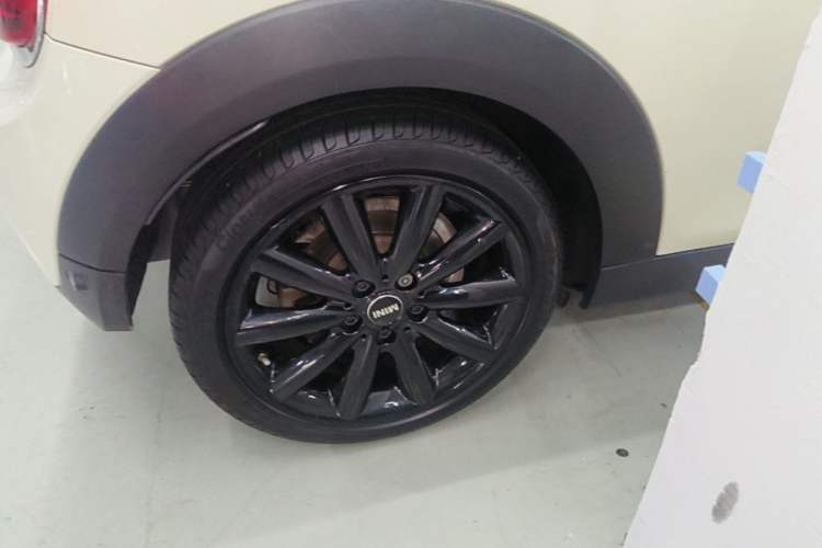 Used MINI 2019 1.5T COOPER Artist Exterior 5