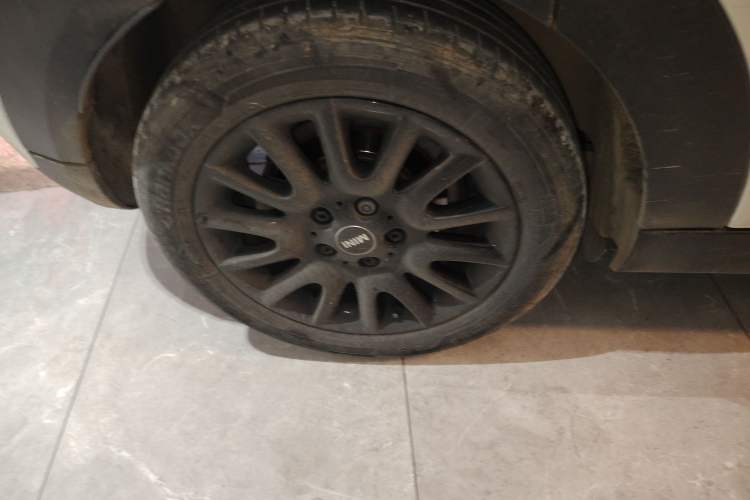 Used MINI 2019 1.5T COOPER Classic Edition Five-Door Version Exterior 5
