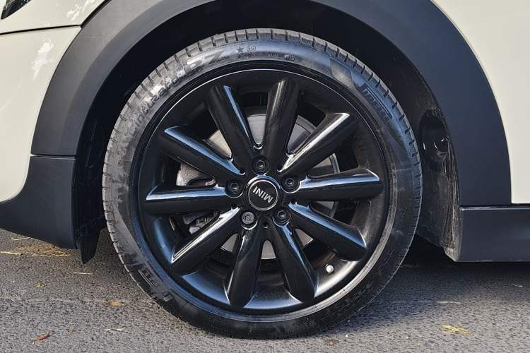 Used MINI 2019 2.0T COOPER S Classic Edition Exterior 7
