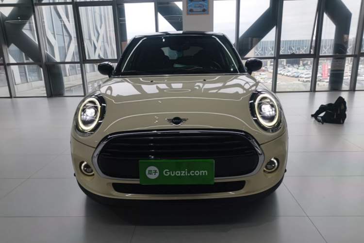 Used MINI 2019 1.5T COOPER Classic Edition Five-Door Version Front