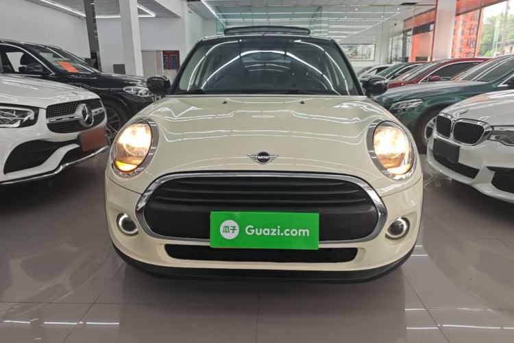 Used MINI 2019 1.5T ONE Five-Door Edition Front
