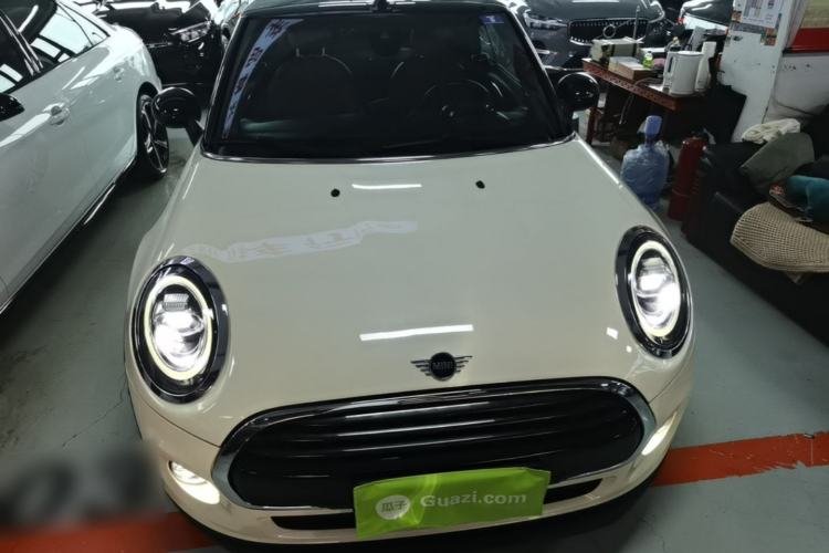 Used MINI 2019 1.5T COOPER CABRIO Artist Front