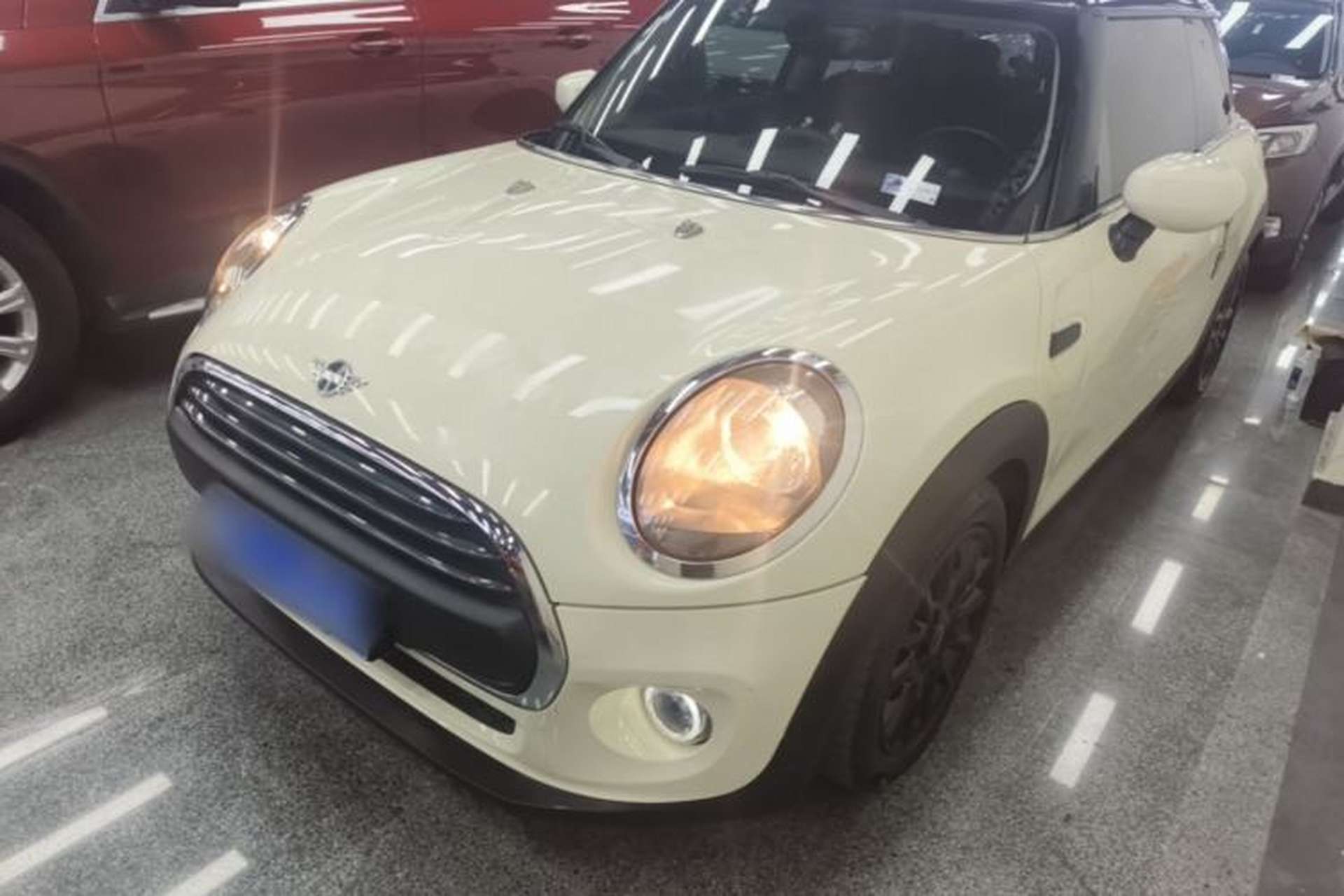 Used MINI 2019 1.5T ONE PLUS Front Left 45 Deg