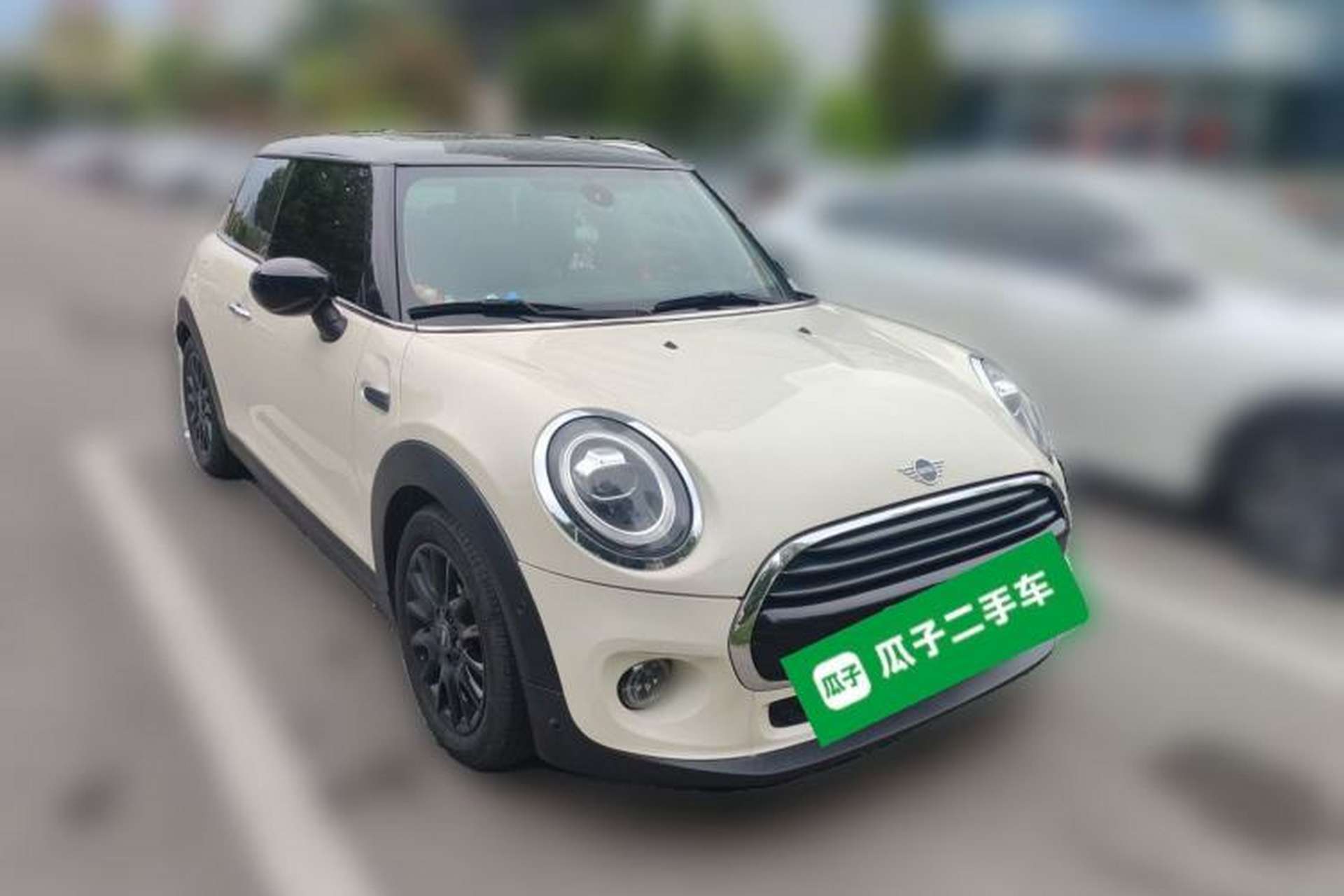 Used MINI 2019 1.5T COOPER Classic Edition Front Right 45 Deg