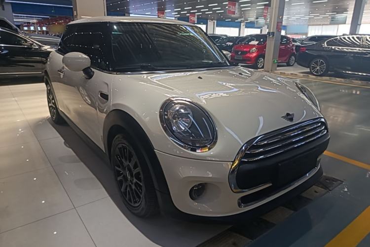 Used MINI 2019 1.5T ONE PLUS Front Right 45 Deg