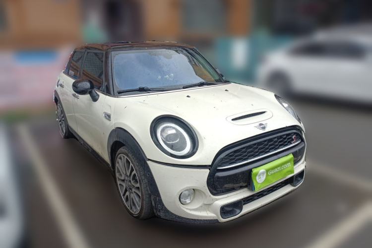 Used MINI 2019 2.0T COOPER S Artist Five-Door Edition Front Right 45 Deg
