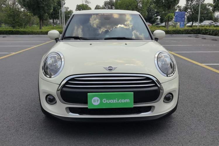 Used MINI 2019 1.5T ONE PLUS Five-Door Edition Front