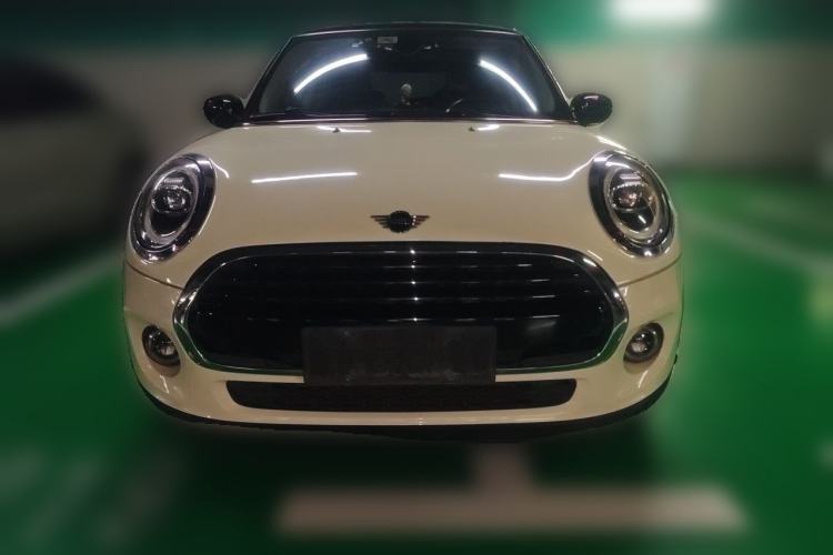 Used MINI 2019 1.5T COOPER Classic Edition Front