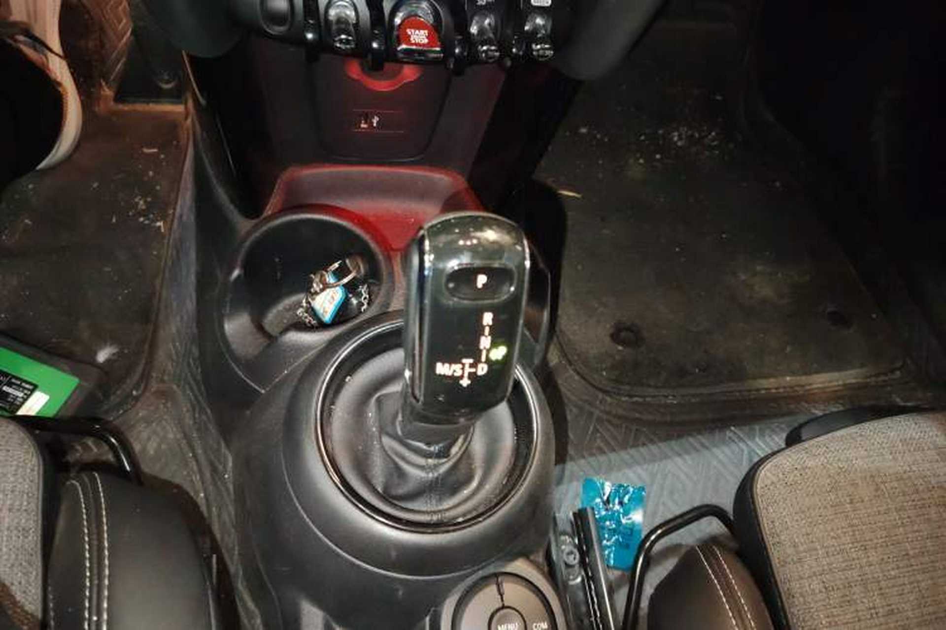 Used MINI 2019 1.5T COOPER Classic Edition Five-Door Version Gear Lever