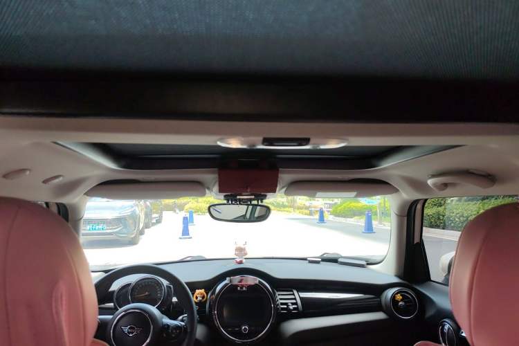 Used MINI 2019 1.5T ONE PLUS Five-Door Edition Headliner