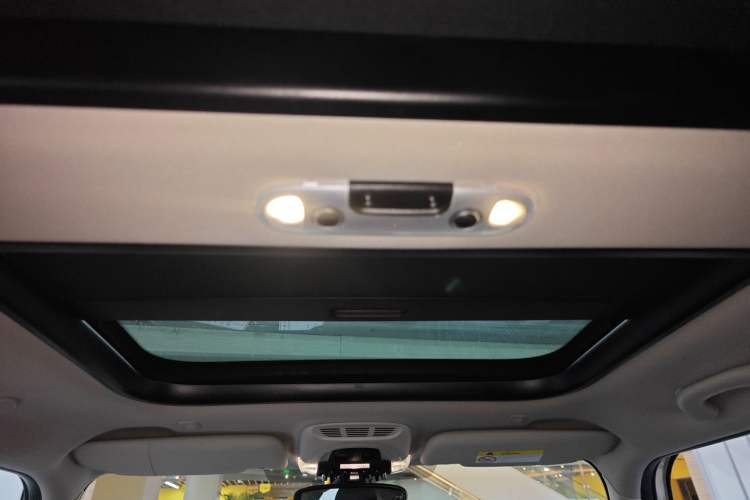 Used MINI 2019 1.5T COOPER Classic Edition Five-Door Version Headliner