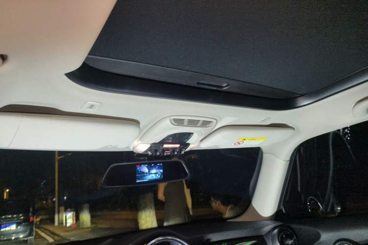 Used MINI 2019 1.5T COOPER Artist Headliner