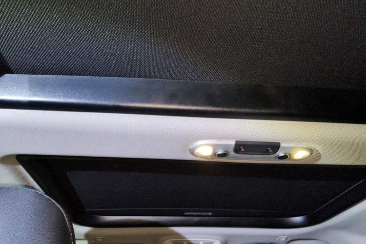Used MINI 2019 1.5T ONE PLUS Five-Door Edition Headliner