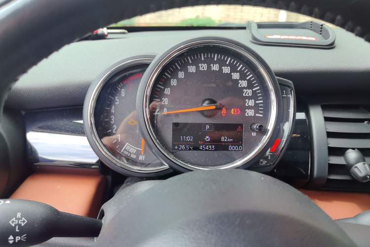 Used MINI 2019 1.5T ONE PLUS Five-Door Edition Instrument Cluster