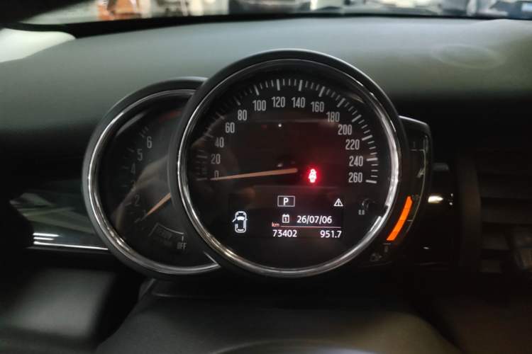 Used MINI 2019 1.5T ONE PLUS Five-Door Edition Instrument Cluster