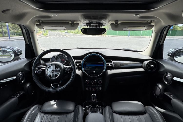 Used MINI 2019 2.0T COOPER S Artist Five-Door Edition Interior 1