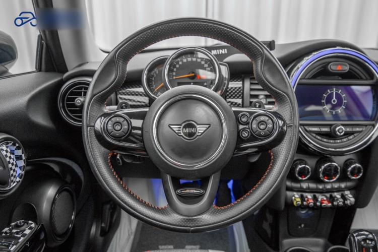 Used MINI 2019 2.0T COOPER S Classic Edition Interior 3