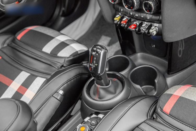 Used MINI 2019 2.0T COOPER S Classic Edition Interior 5