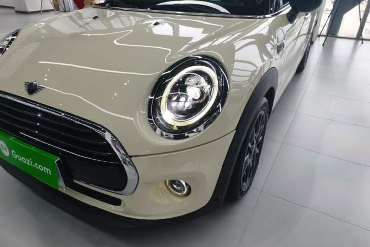 Used MINI 2019 1.5T COOPER Classic Edition Five-Door Version Left Front Headlight