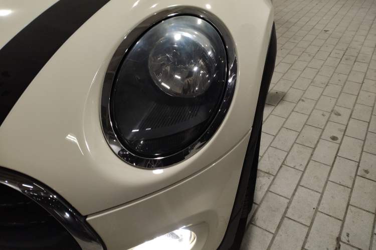 Used MINI 2019 1.5T ONE PLUS Left Front Headlight