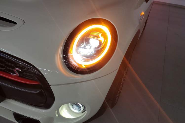 Used MINI 2019 2.0T COOPER S Artist Left Front Headlight