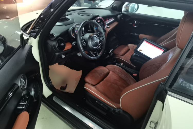 Used MINI 2019 1.5T COOPER CABRIO Artist Left Front Seat