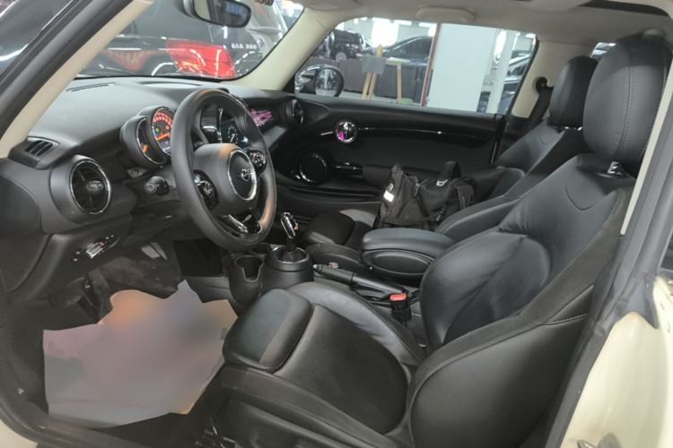 Used MINI 2019 1.5T COOPER Artist Left Front Seat