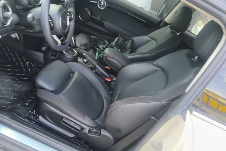 Used MINI 2019 1.5T COOPER Artist Left Front Seat
