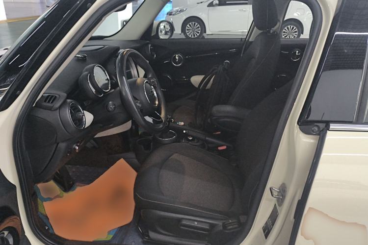 Used MINI 2019 1.5T ONE PLUS Five-Door Edition Left Front Seat